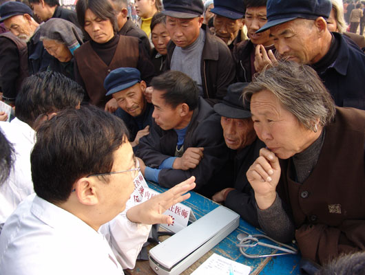 淮阳政协隆重举行扶贫、教育、科技、卫生、文化、普法